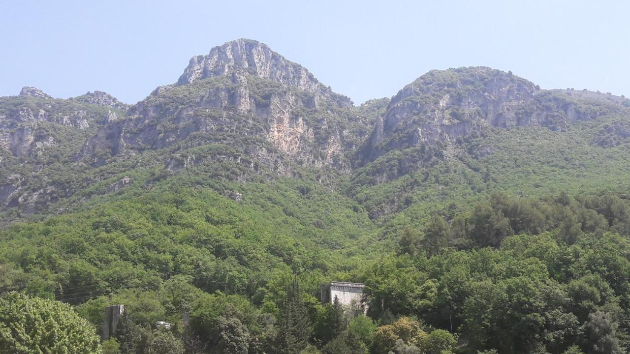 La Cigale Hotel Gourdon  Luaran gambar