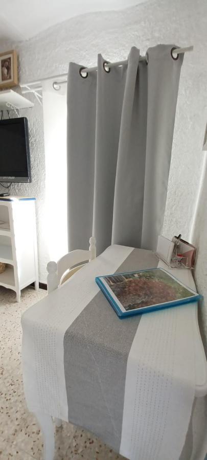 La Cigale Hotel Gourdon  Luaran gambar